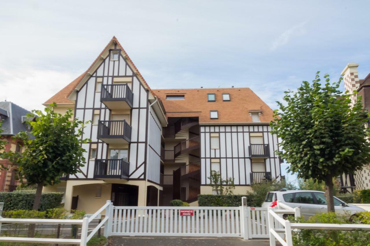 Joli Studio Avec Vue Panoramique Sur La Mer Houlgate Eksteriør billede